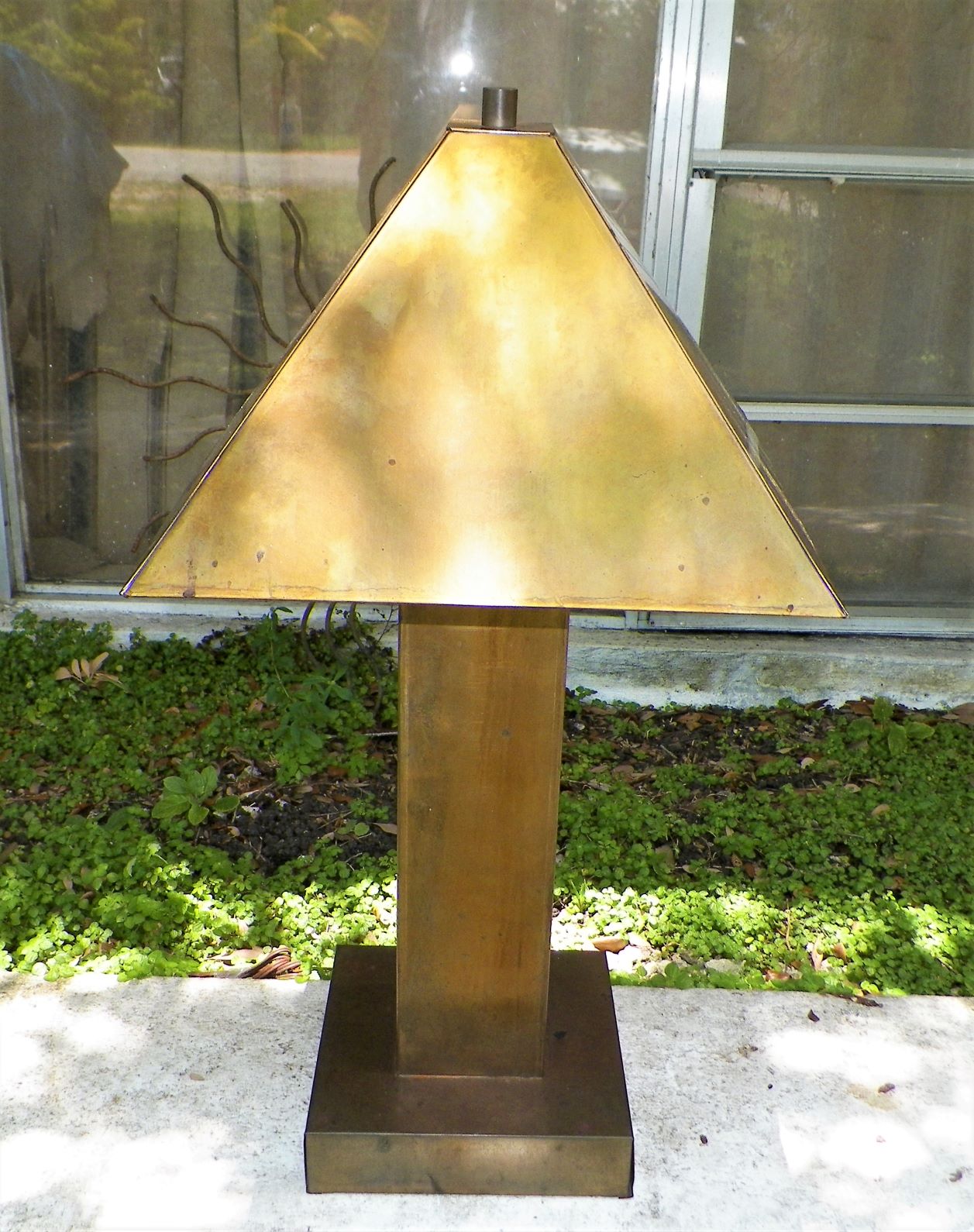 FURNITURE LAMP BRASS ARTS & CRAFTS 1AA.JPG