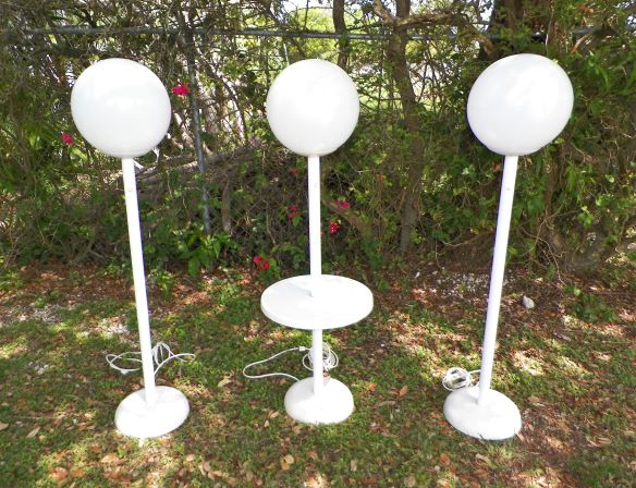 FURNITURE LAMP LUNAR 1 ATOMIC FLOOR LAMP 1AA.JPG