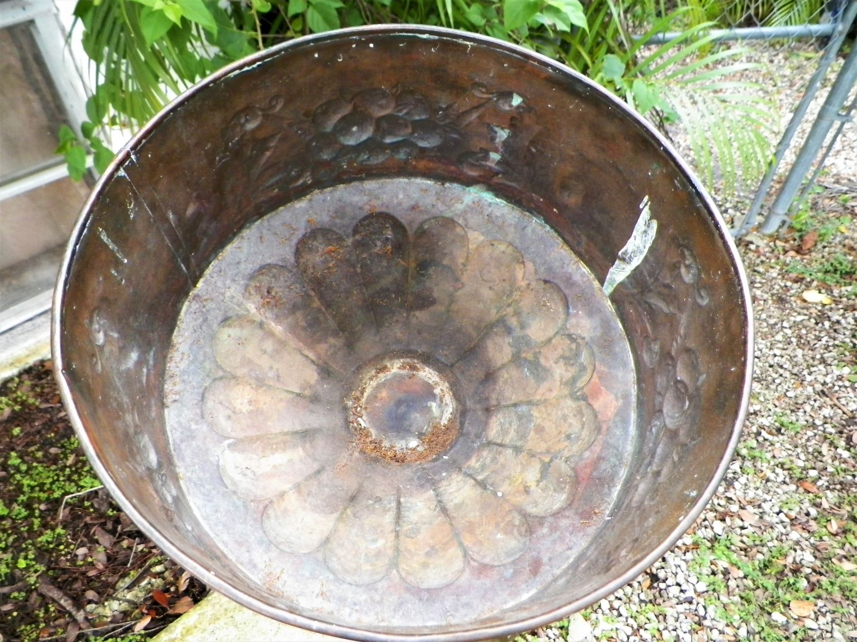 FURNITURE PLANT STAND BRASS COPPER 4AA.JPG