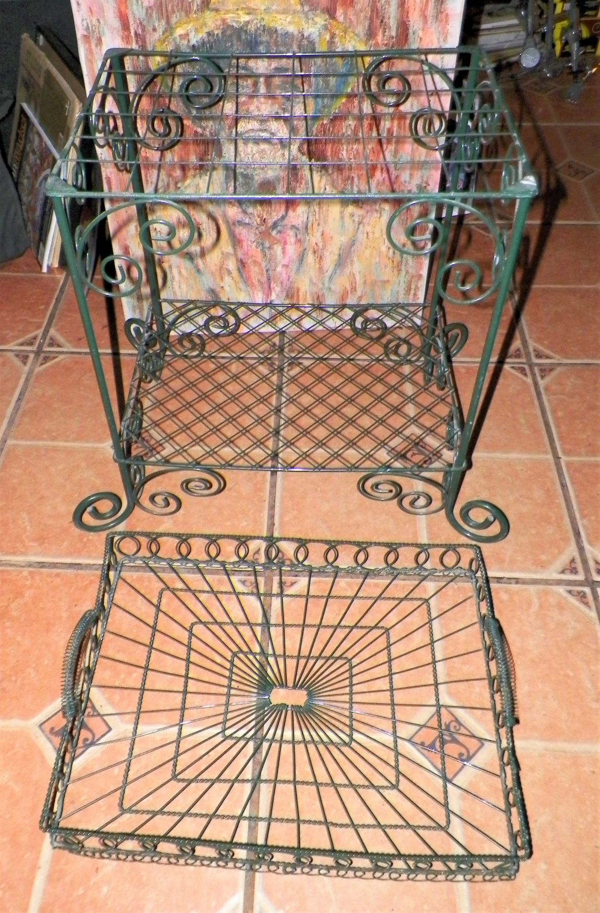 FURNITURE TRAY TABLE CURVING DESIGN 5AA.JPG