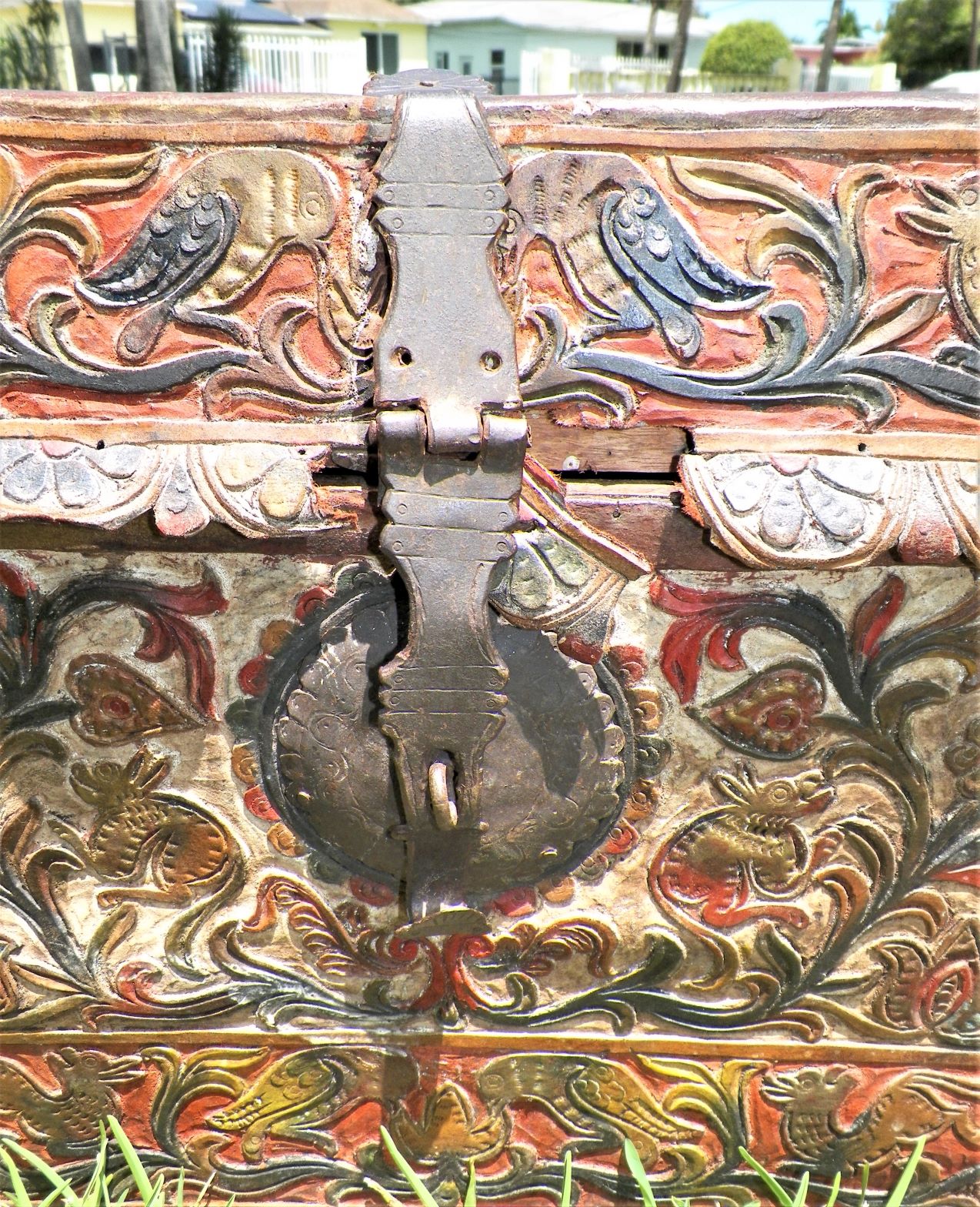 FURNITURE TRUNK LEATHER PERU COLONIAL STYLE 2AAZZ.JPG