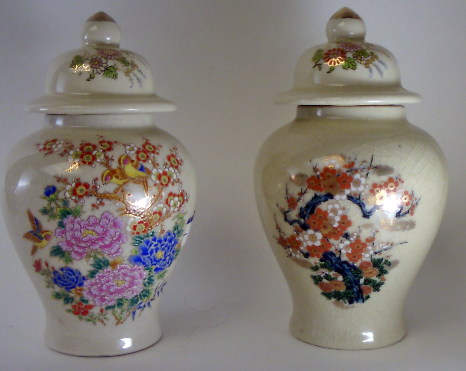 Ginger Jars Antiques Board