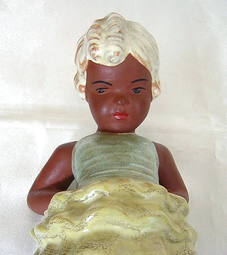 GirlwithBeachBallFigurine-c.jpg