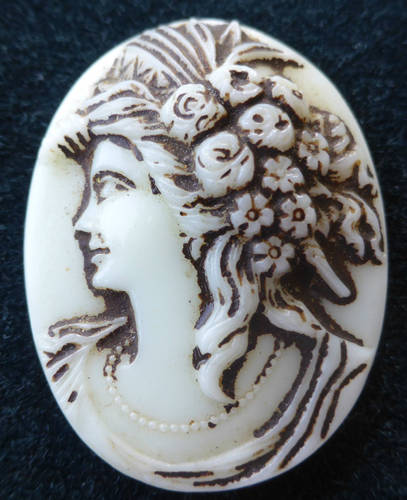Glass Ceres missing paint.jpg