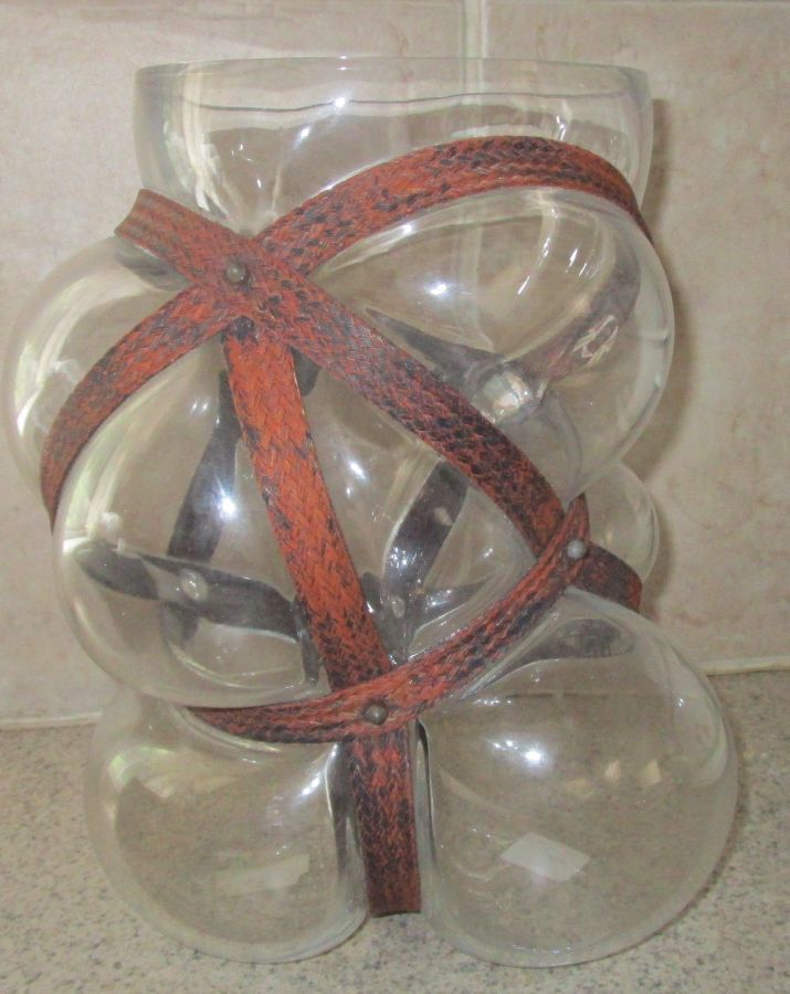 glassvase.jpg