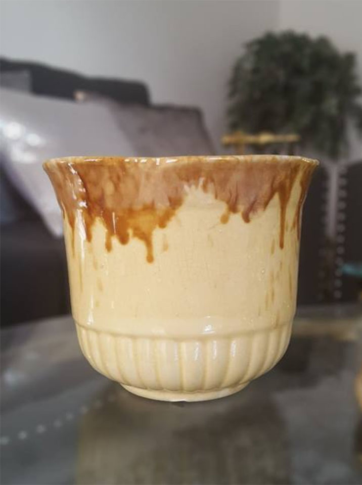 GLAZED DRIPPING VASE WITH RIBS.jpg