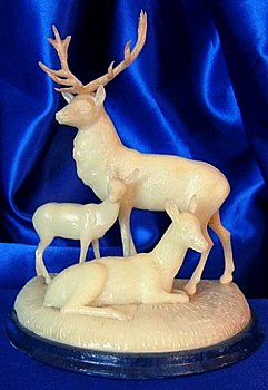 Glow In Dark Phosphorescent Plastic Deer Group.jpg