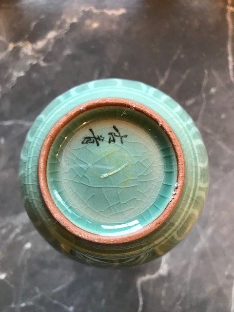 Green vase 4.jpg