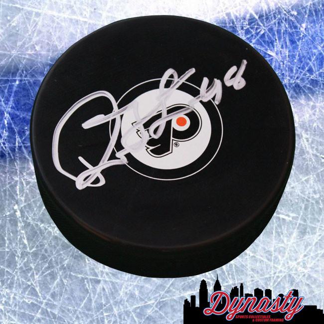 Hagg_Flyers_Logo_Puck_800x.jpg