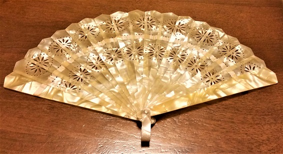hand fan res.jpg