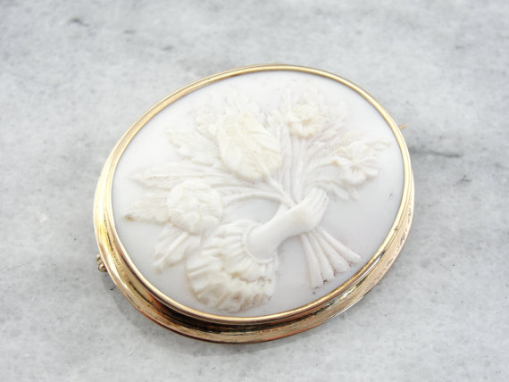 hand of friendship 2.jpg