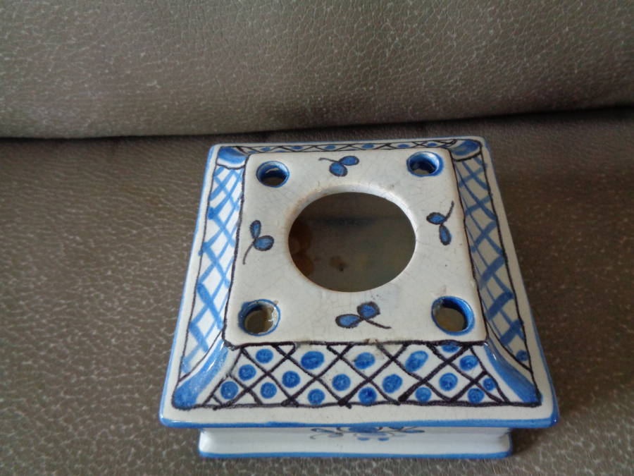 holder2.JPG