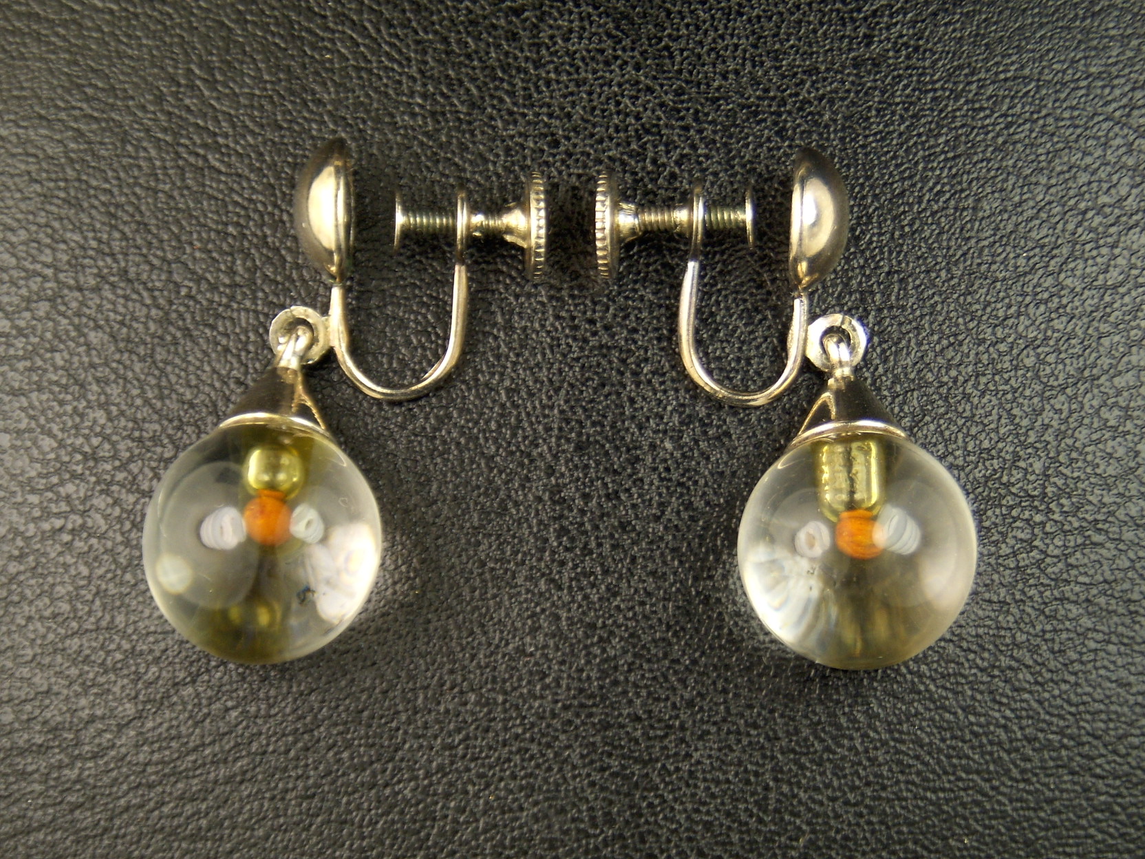 Details about   Vintage Mustard Seed Screw Back Earrings signed Coro 