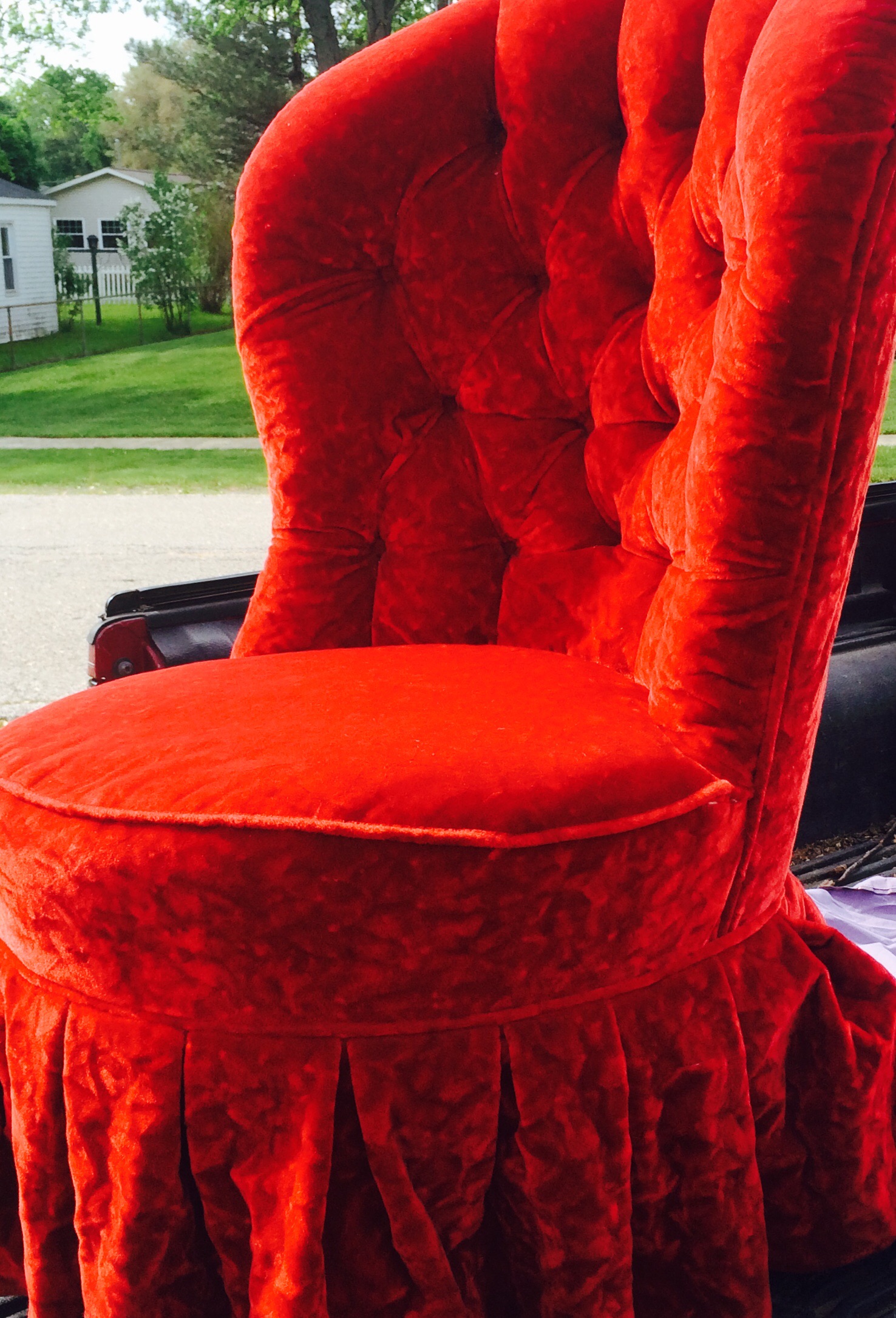 Red Velvet Chair Antiques Board