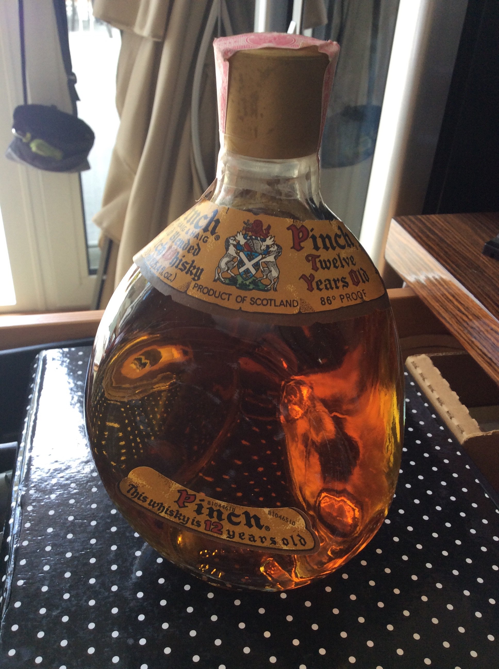 Pinch by Haig & Haig Antiques Board