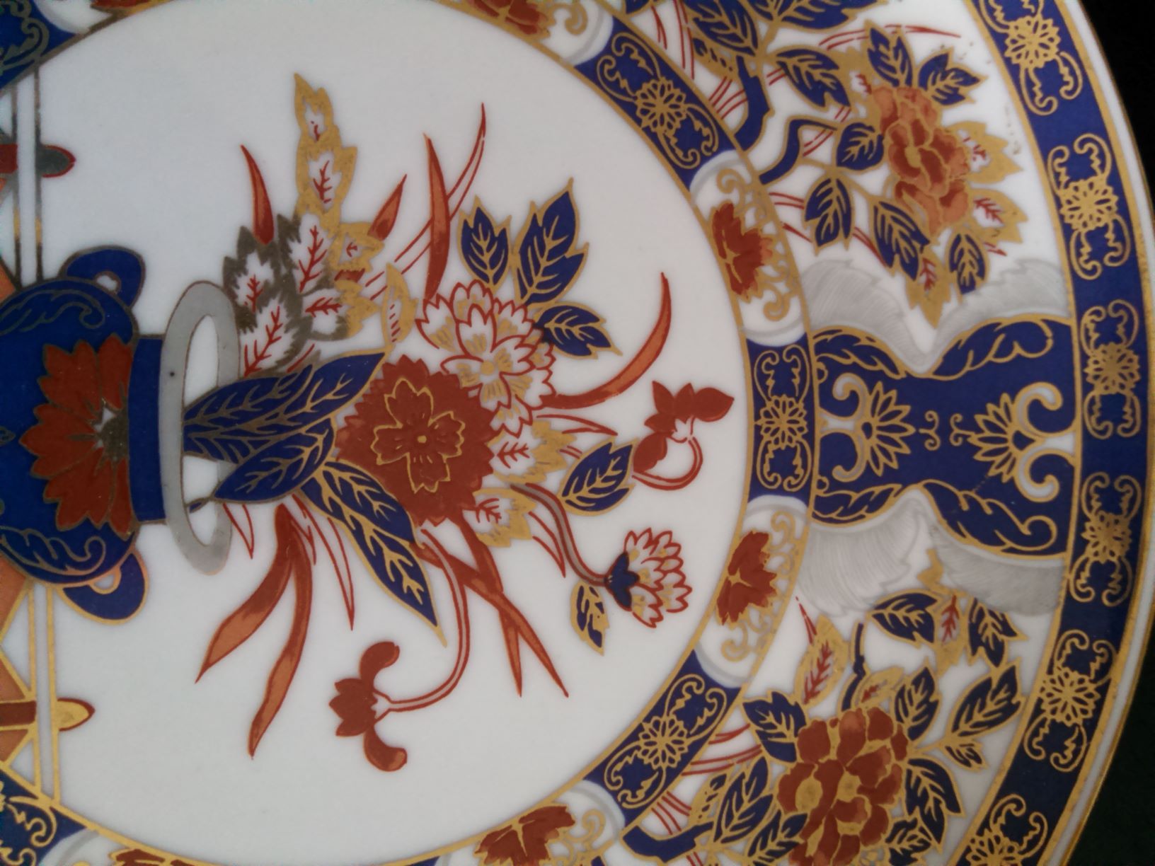 imari closeup2.jpg