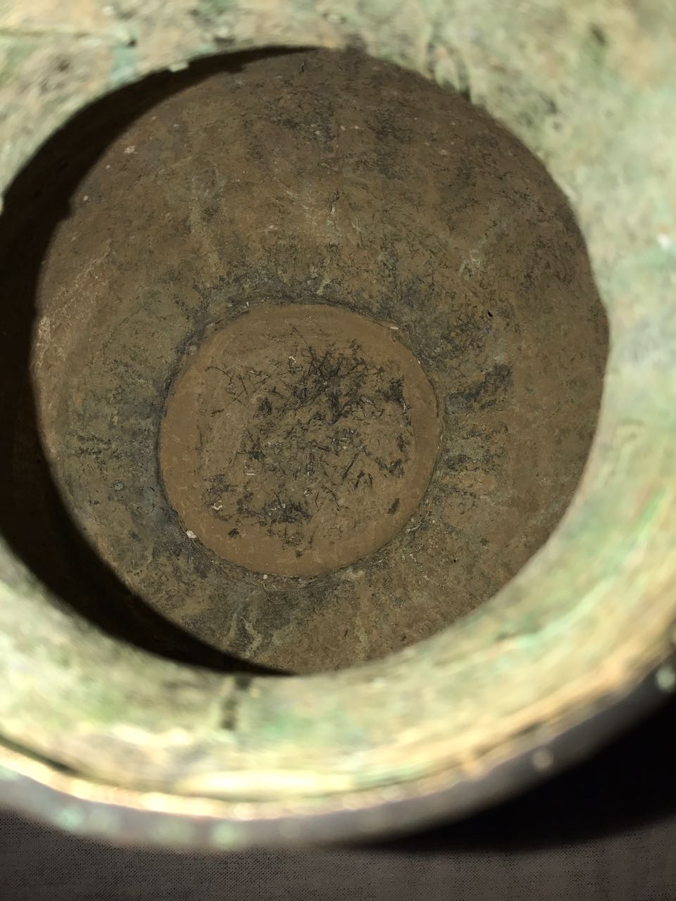 Help identify old bronze vase Antiques Board