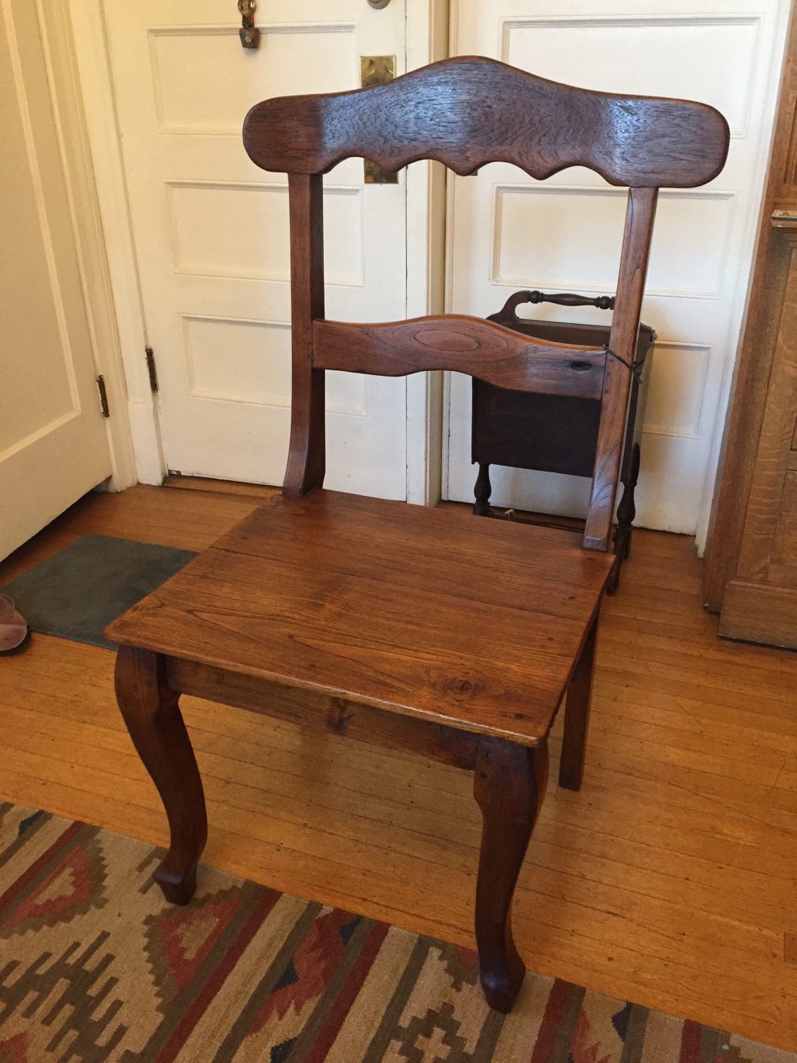 Help identify wood chair Antiques Board