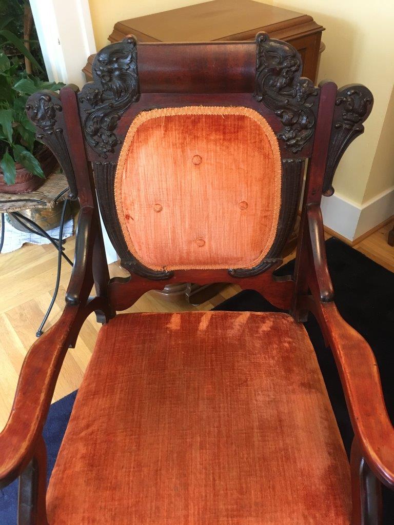 IMG_0916_Chair.jpg