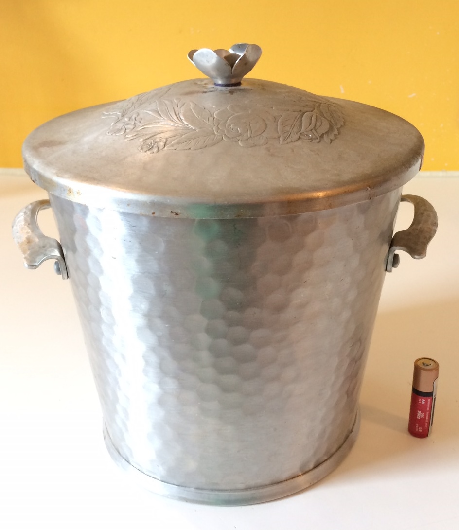 Aluminum ice bucket...... Antiques Board