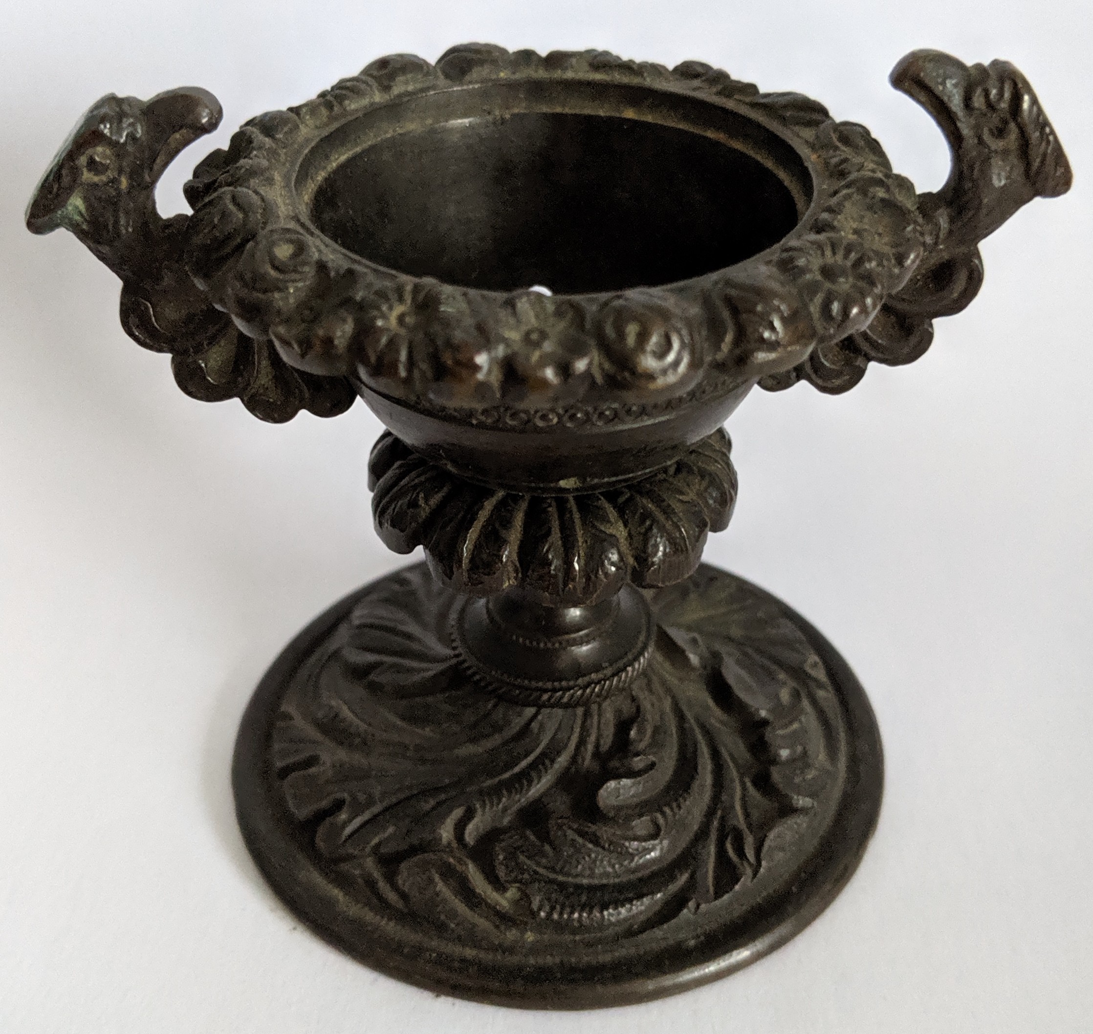 Miniature bronze vase thing, European? Antiques Board