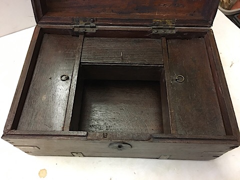 Vintage/antique wooden box | Antiques Board