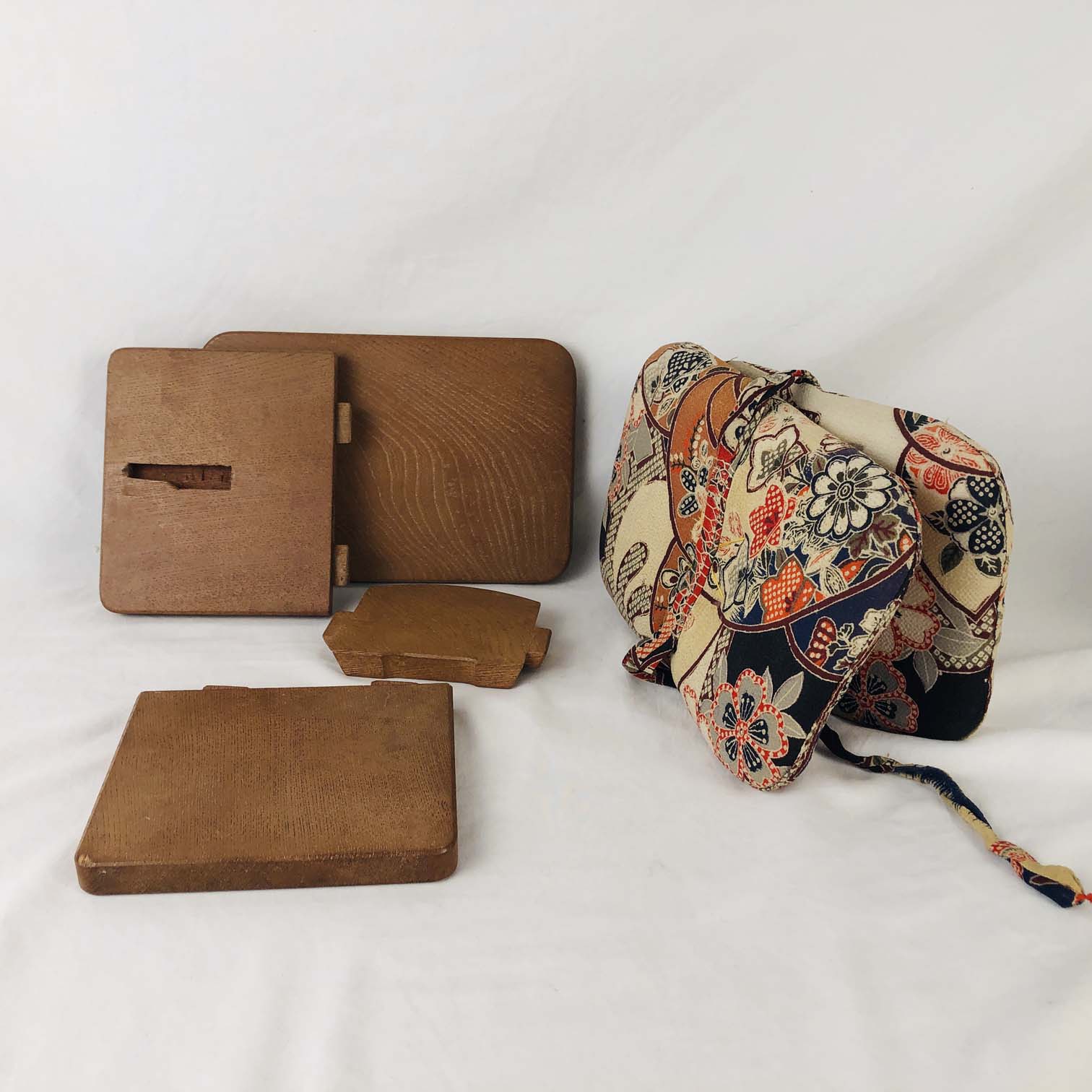 Japanese Stand w Pillows Antiques Board