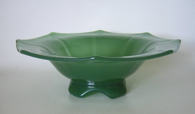 Imperial Glass Fadeite Octagonal Bowl -a.jpg