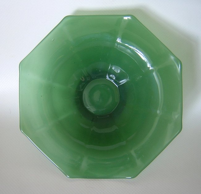Imperial Glass Fadeite Octagonal Bowl -b.jpg