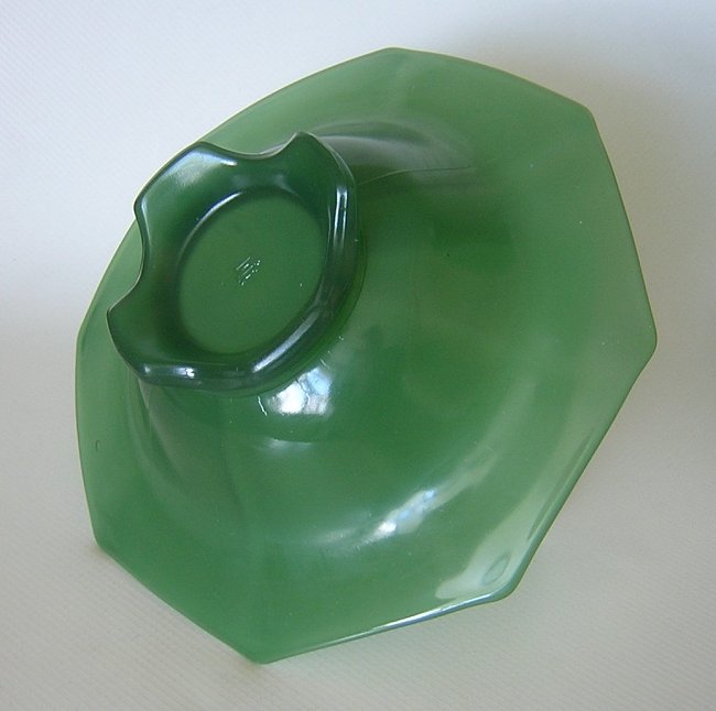 Imperial Glass Fadeite Octagonal Bowl -c.jpg