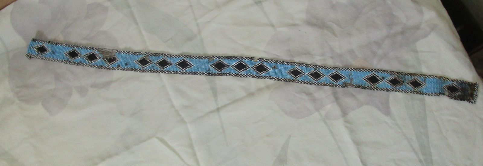 indian hat or head band 001.JPG