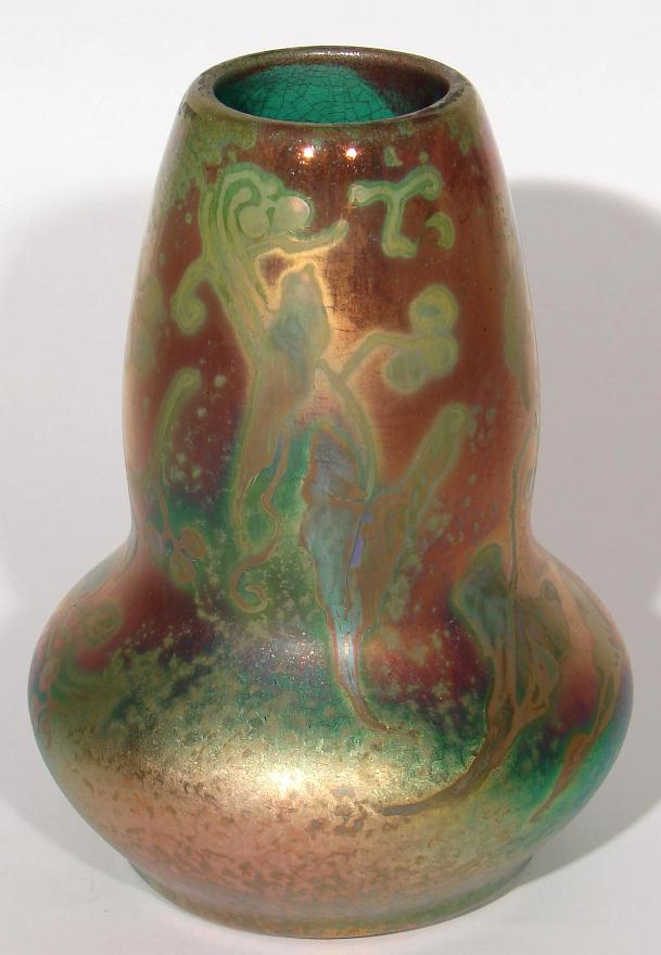 Iridescent_Vase-A.jpg