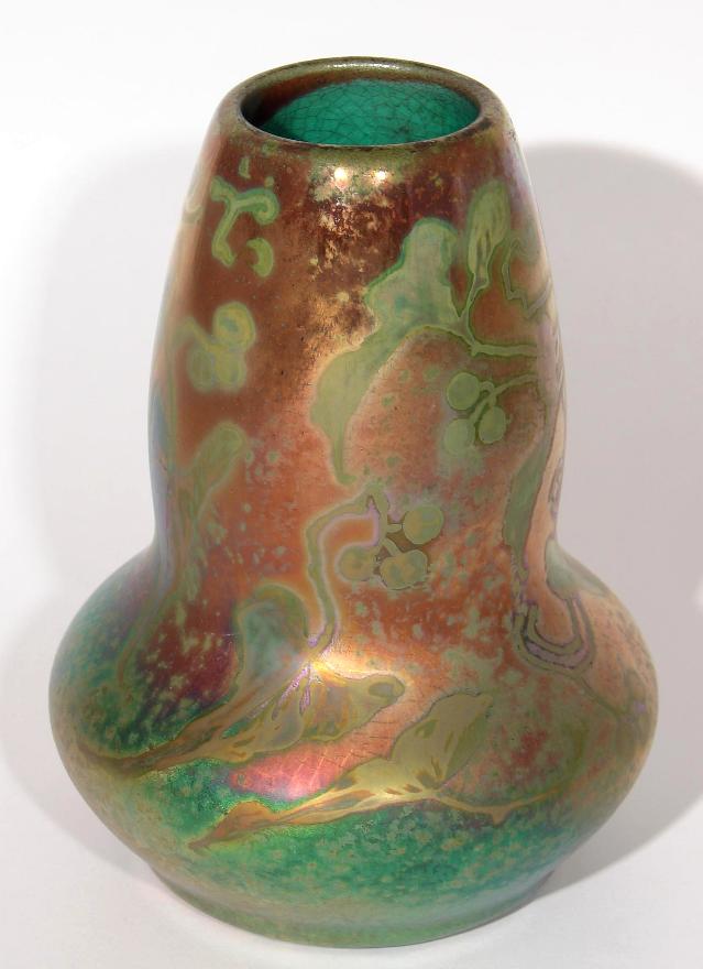 Iridescent_Vase-D.jpg