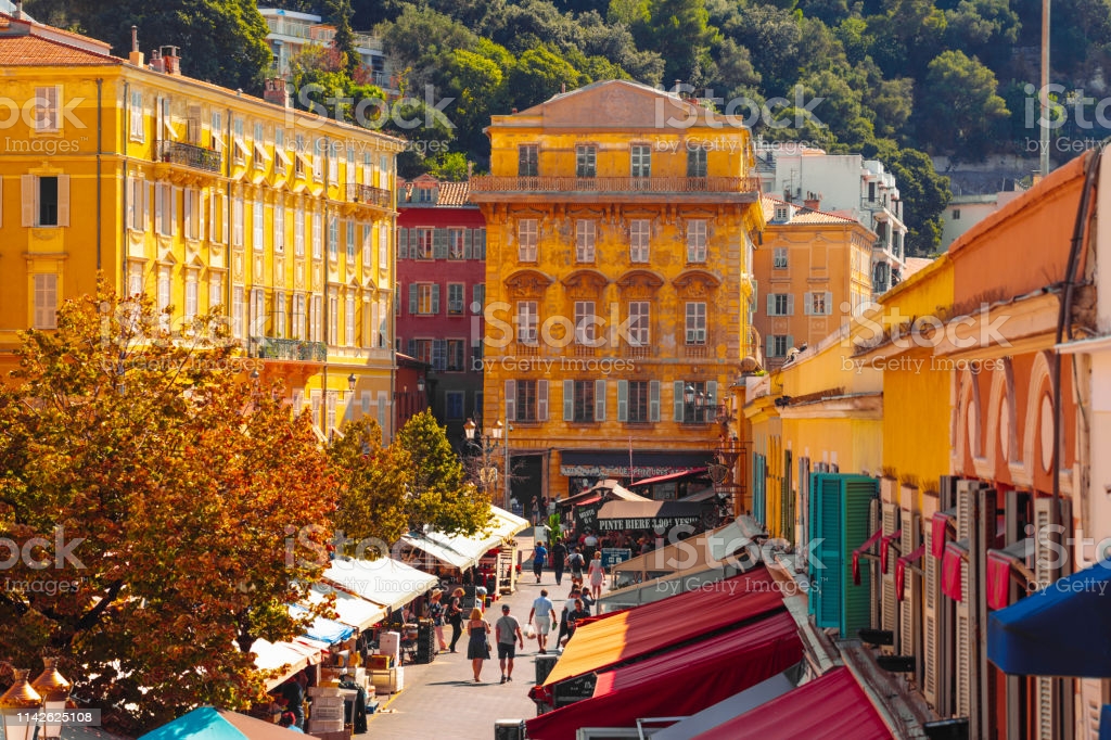 istockphoto-1142625108-1024x1024.jpg