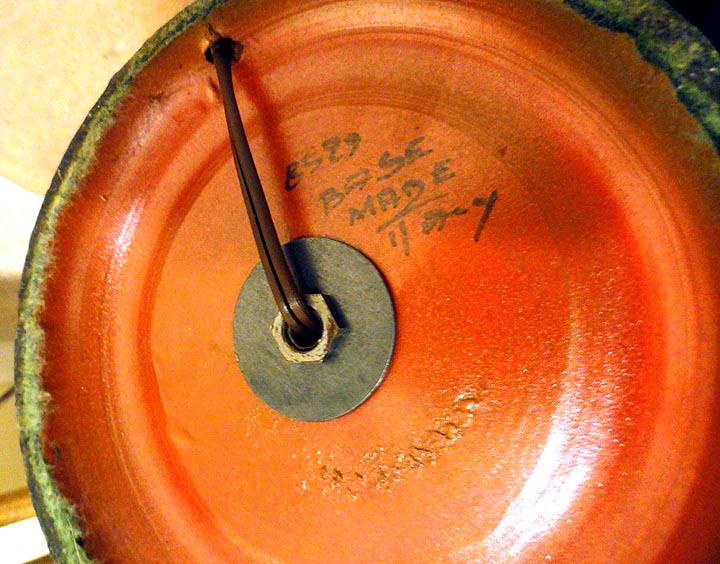 Italian lamp sig.jpg