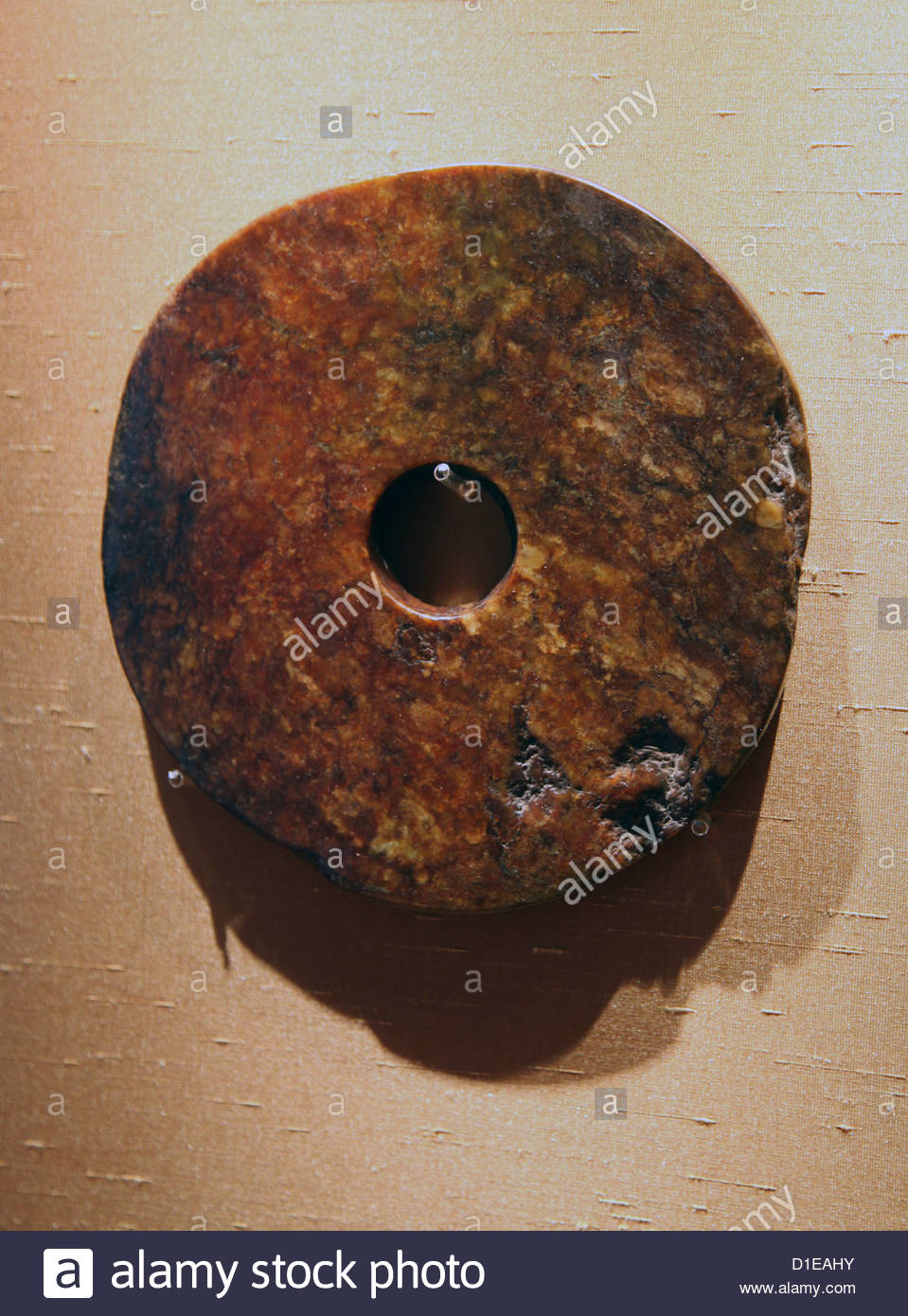 its-a-photo-of-an-ancient-chinese-jade-disc-called-bi-it-was-use-as-D1EAHY.jpg