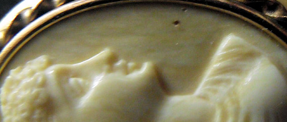 Ivory Cameo 1D.jpg