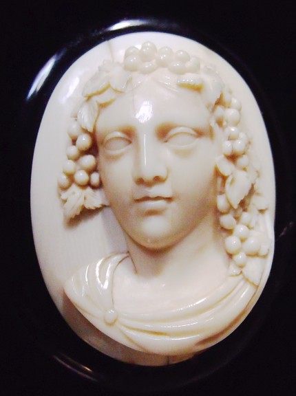 Ivory_Dionysus_1D.jpg