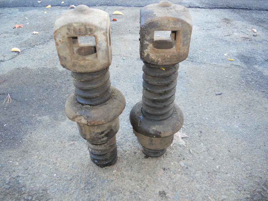 Very Old Large Screw Jacks I never heard of Antiques Board