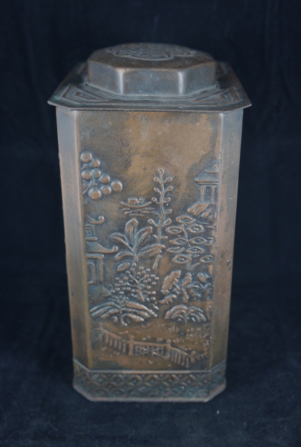 japanese tea tin1 copy.JPG