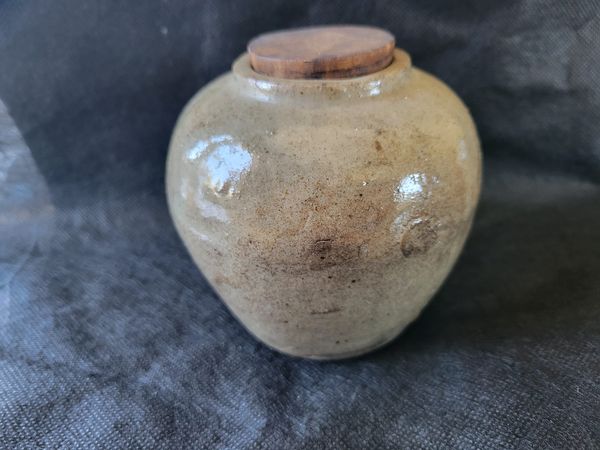 jar1.jpg