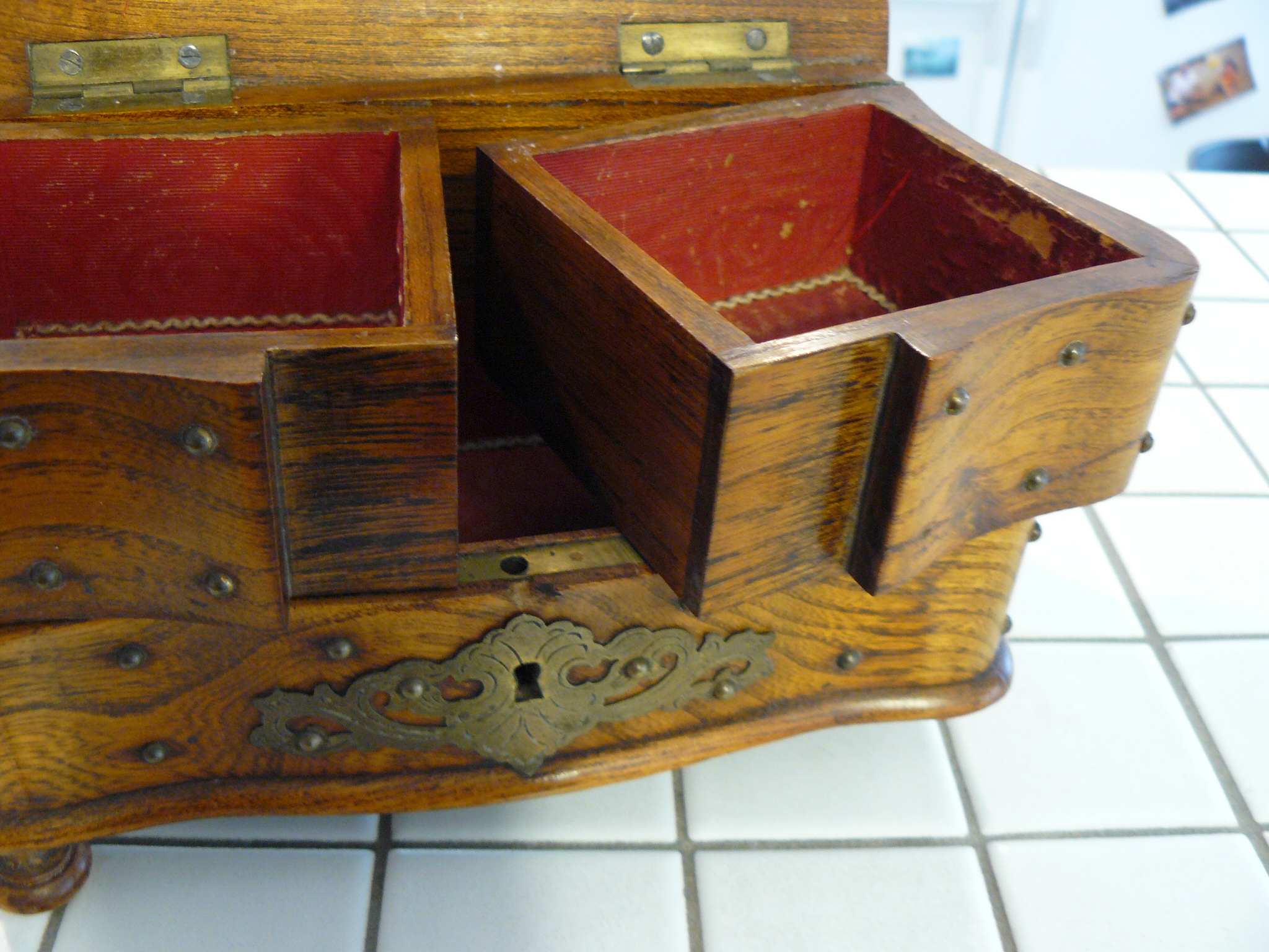 Antique jewelry box type of wood? Plus few other questions
