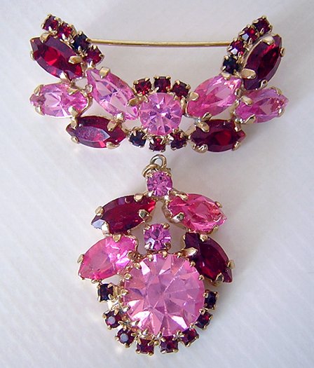 JewellryPinBroochPinkRedRhinestonesDanglePendant-a.jpg
