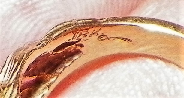 JEWELRY MOM RING GODDESS 6AA LARGE.JPG