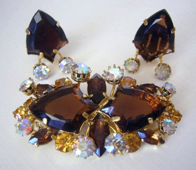 Jewelry Pin Brooch Earring Set Shield Rhinestones Champagne Rootbeer -a.jpg