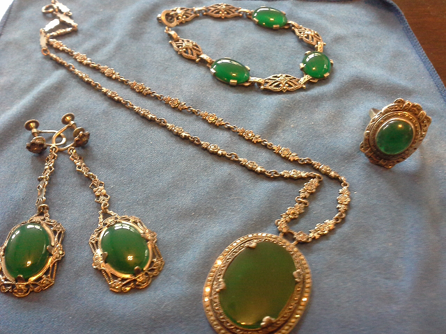 jewelry set2.png