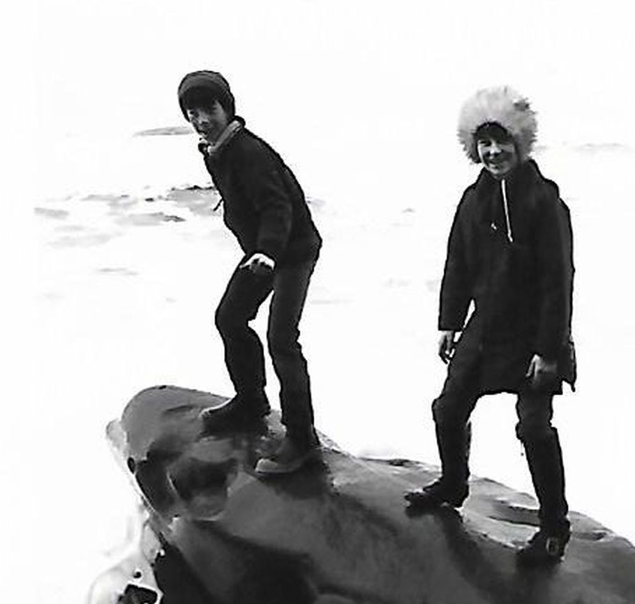 kids on whale blow up.jpg