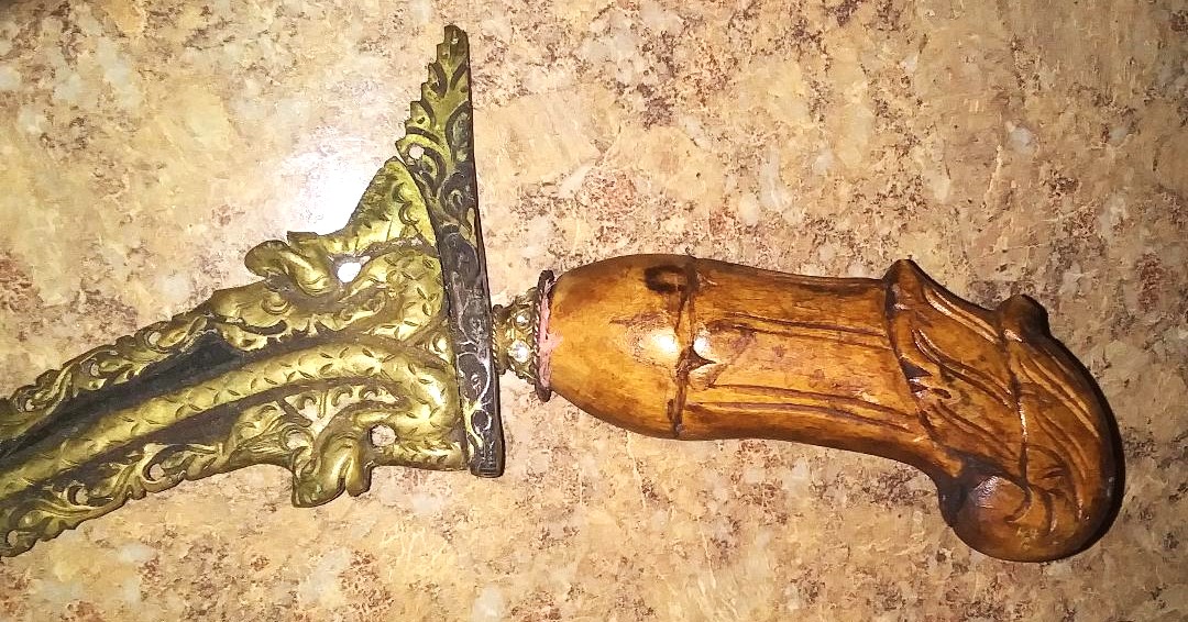 KNIFE 19th CENTURARY SNAKE SHAPED KNIFE 5A_A_AA.jpg