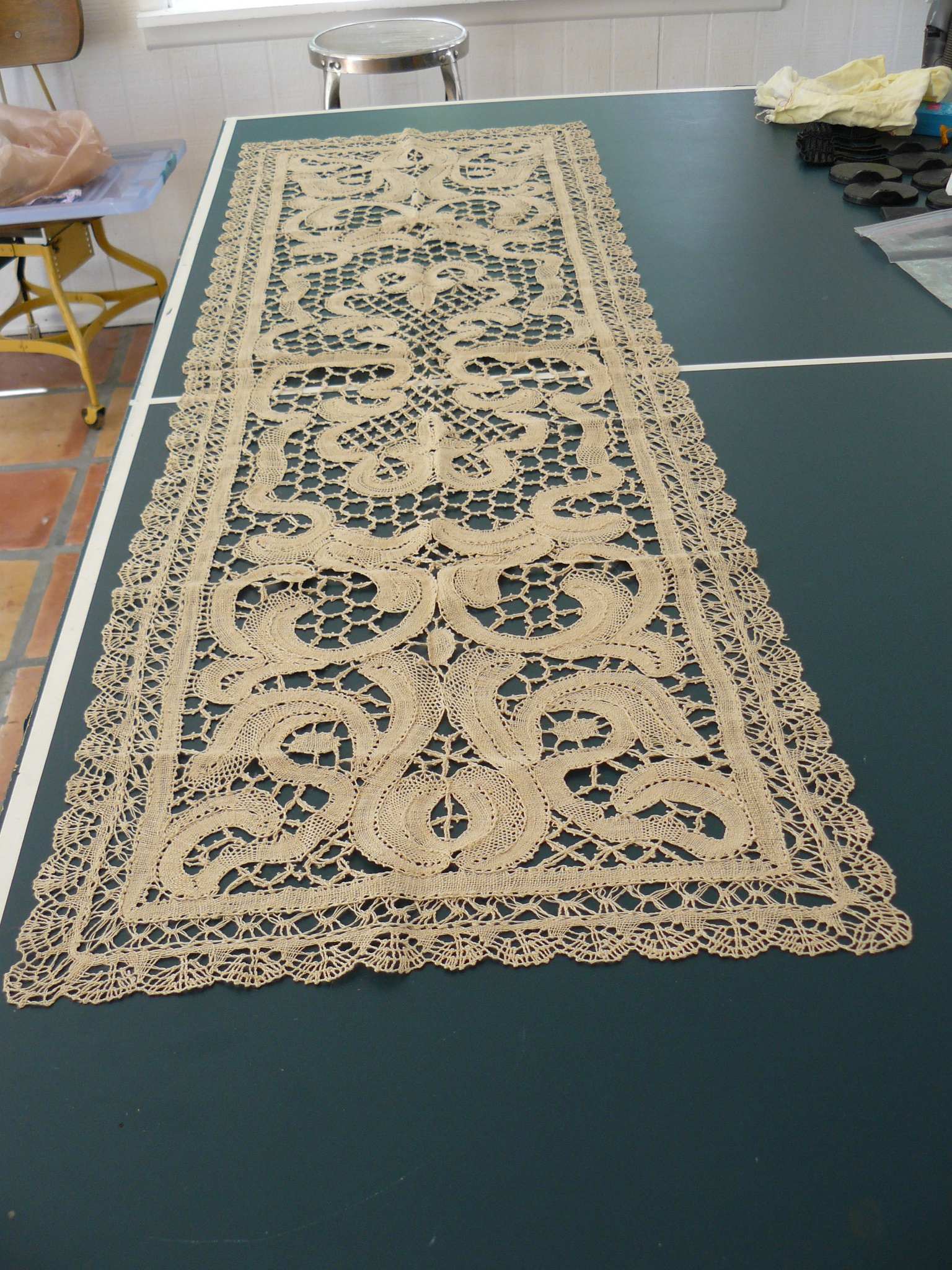 lace1a.jpg