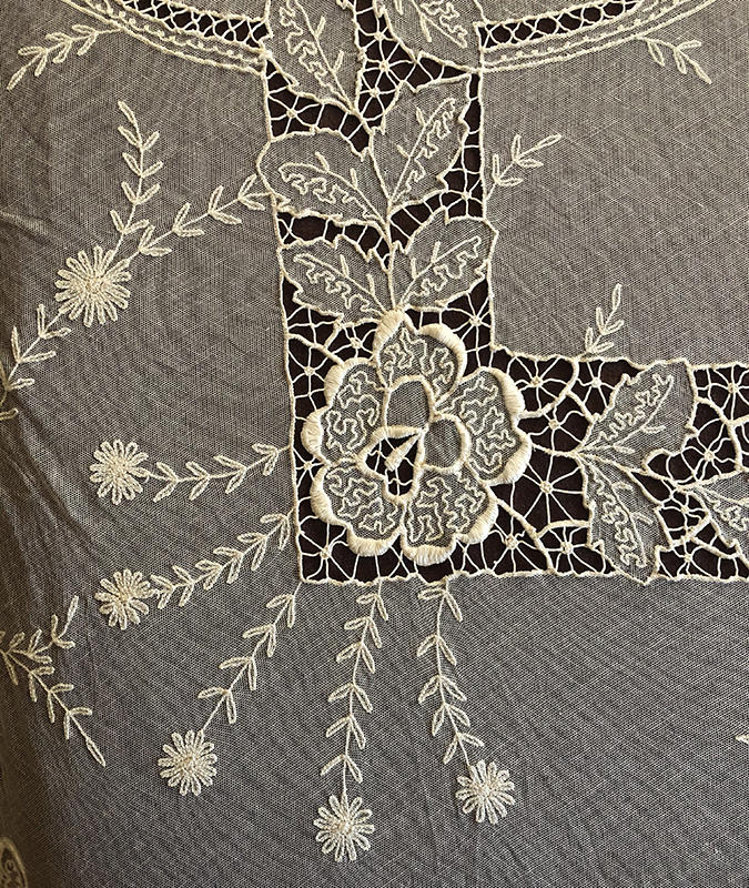 Lace1Corner2.jpg
